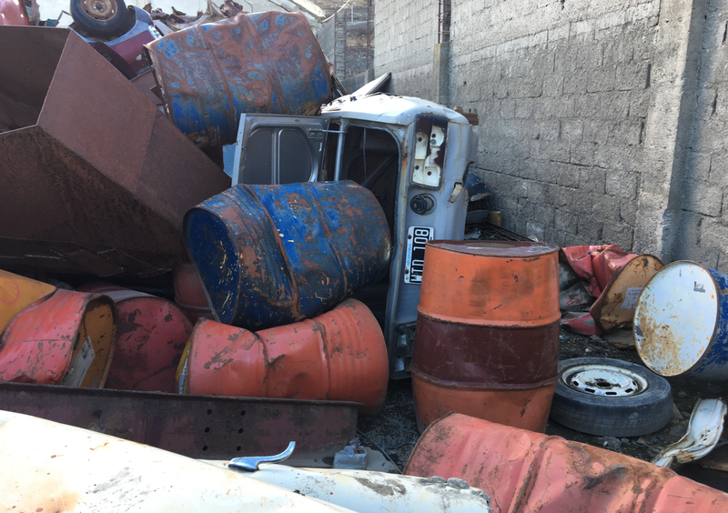 Illustration for article titled This Is The Southernmost Junkyard In The World
